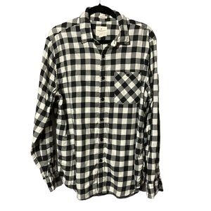 American Eagle women’s long sleeve button down black buffalo check Large